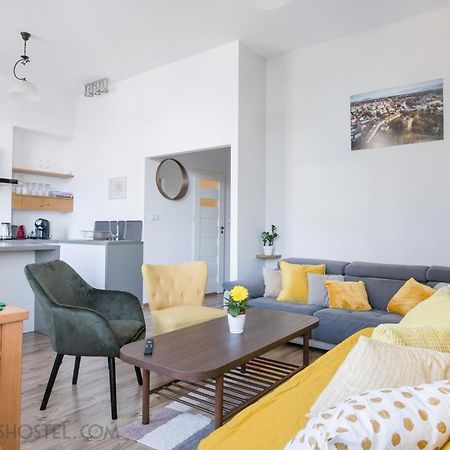 Apartament Na Granicy / Apartment On The Border Cieszyn  Buitenkant foto